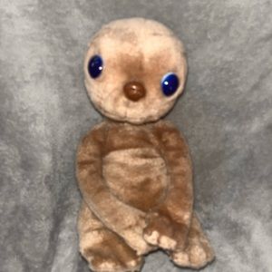 Vintage 1982 ET plush by Kamar Showtime